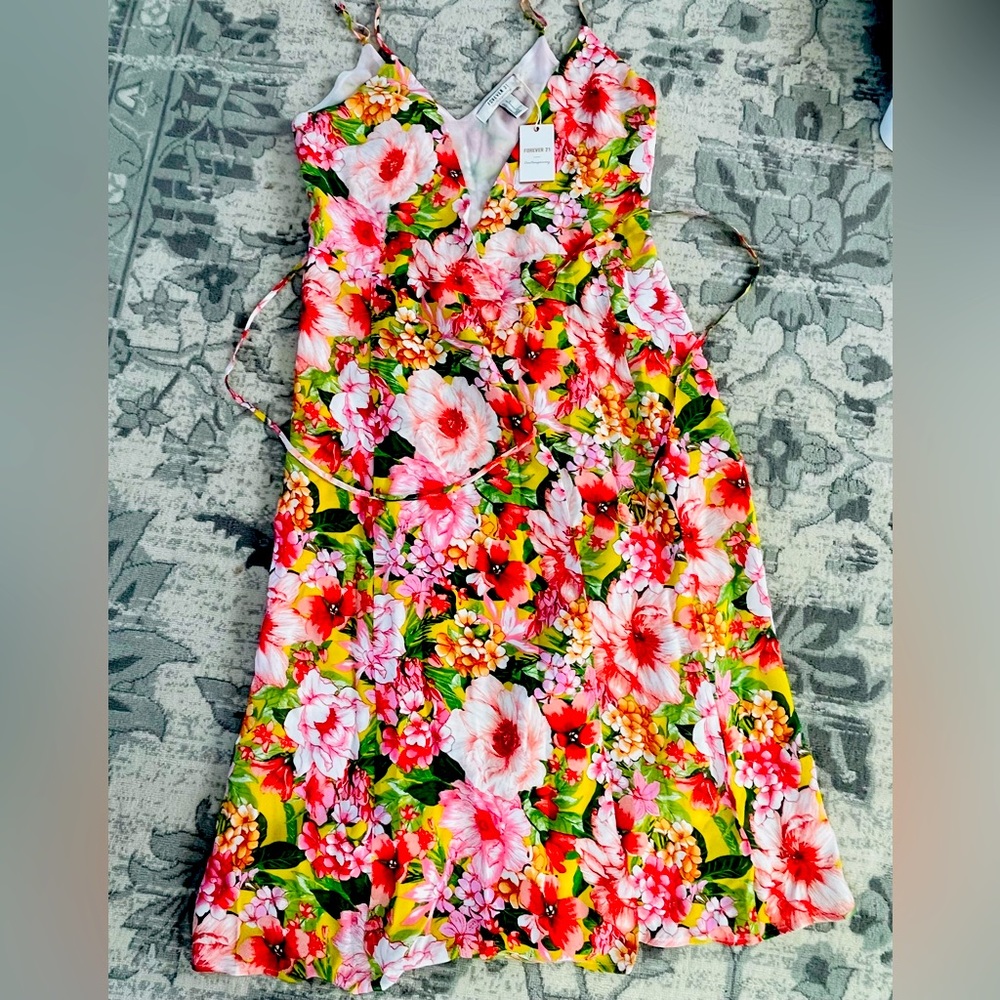 Summer Ready Sleeveless Calf-length wrap around dress. Never worn NWT! - Picture 3 of 7